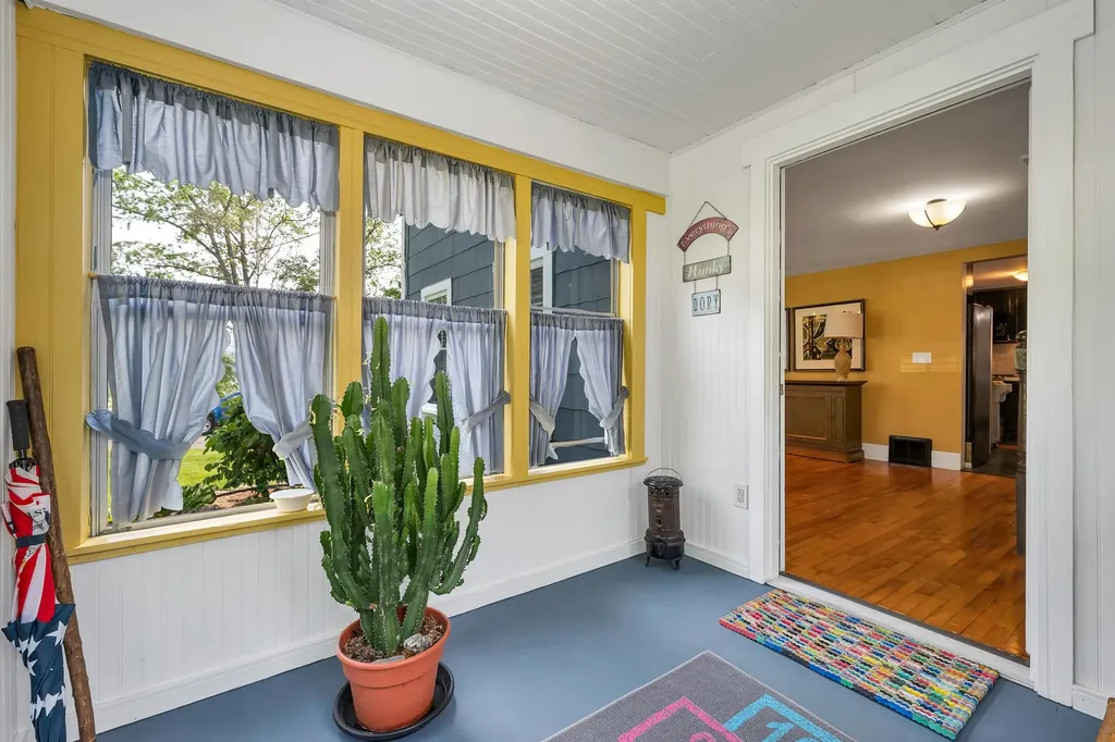 51 May Street Enfield NH 03748