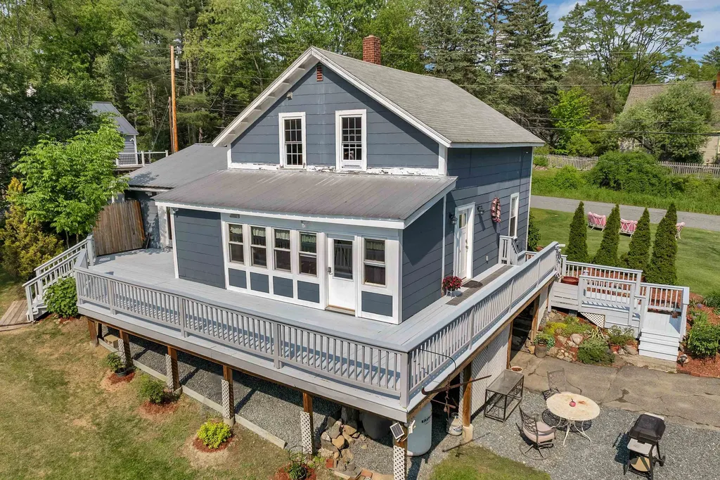 51 May Street Enfield NH 03748