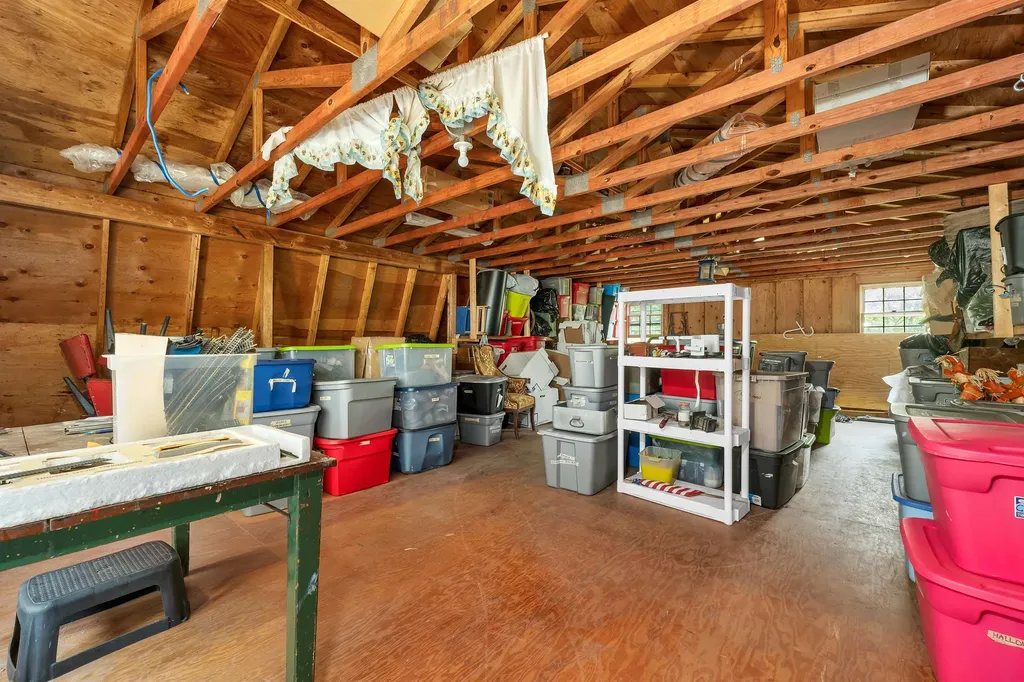 51 May Street Enfield NH 03748