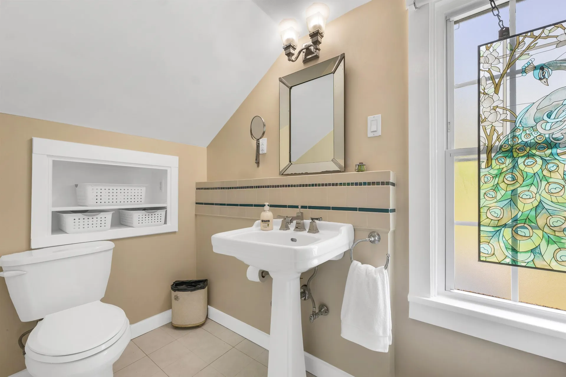 51 May Street Enfield NH 03748