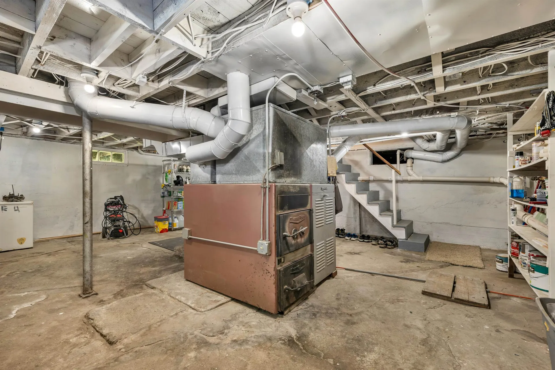 51 May Street Enfield NH 03748