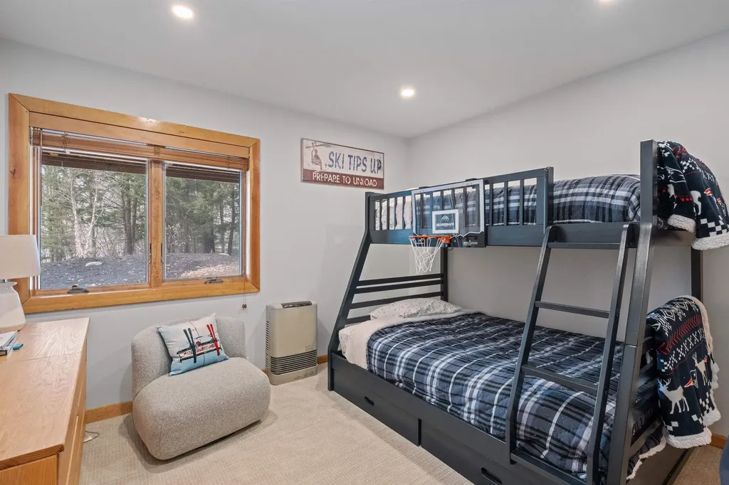 27 Ram's Horn Drive Lincoln NH 03251