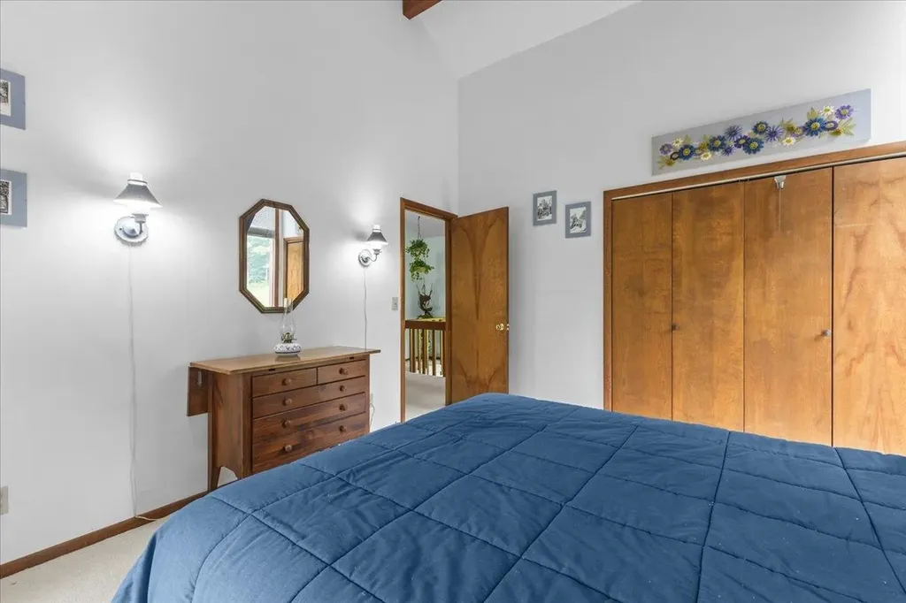 215 Us Route 7 North Milton VT 05468