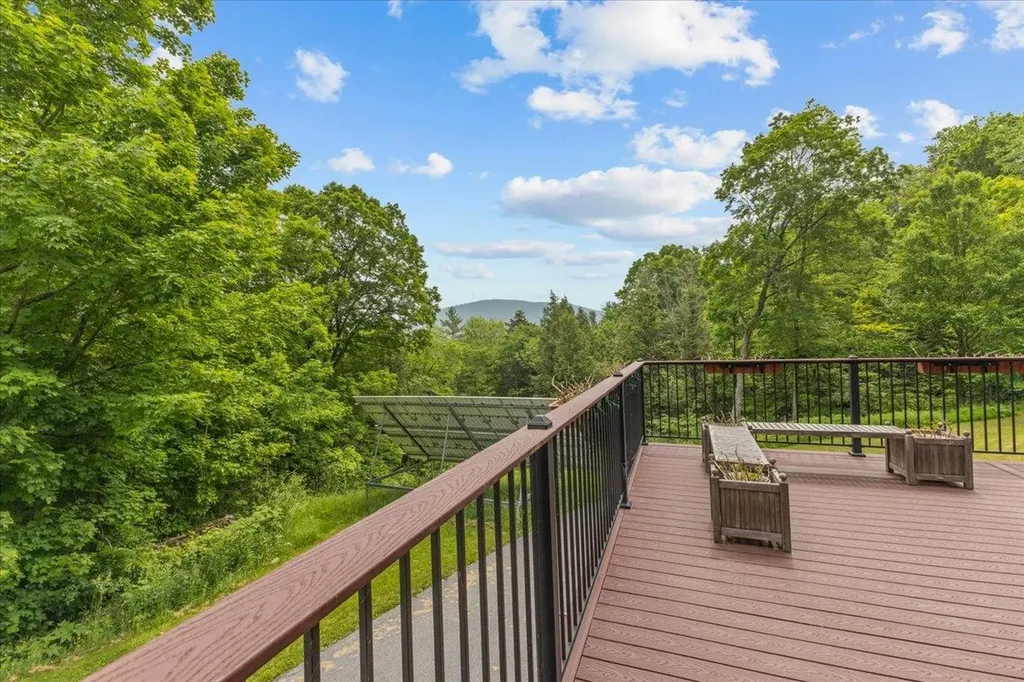 215 Us Route 7 North Milton VT 05468