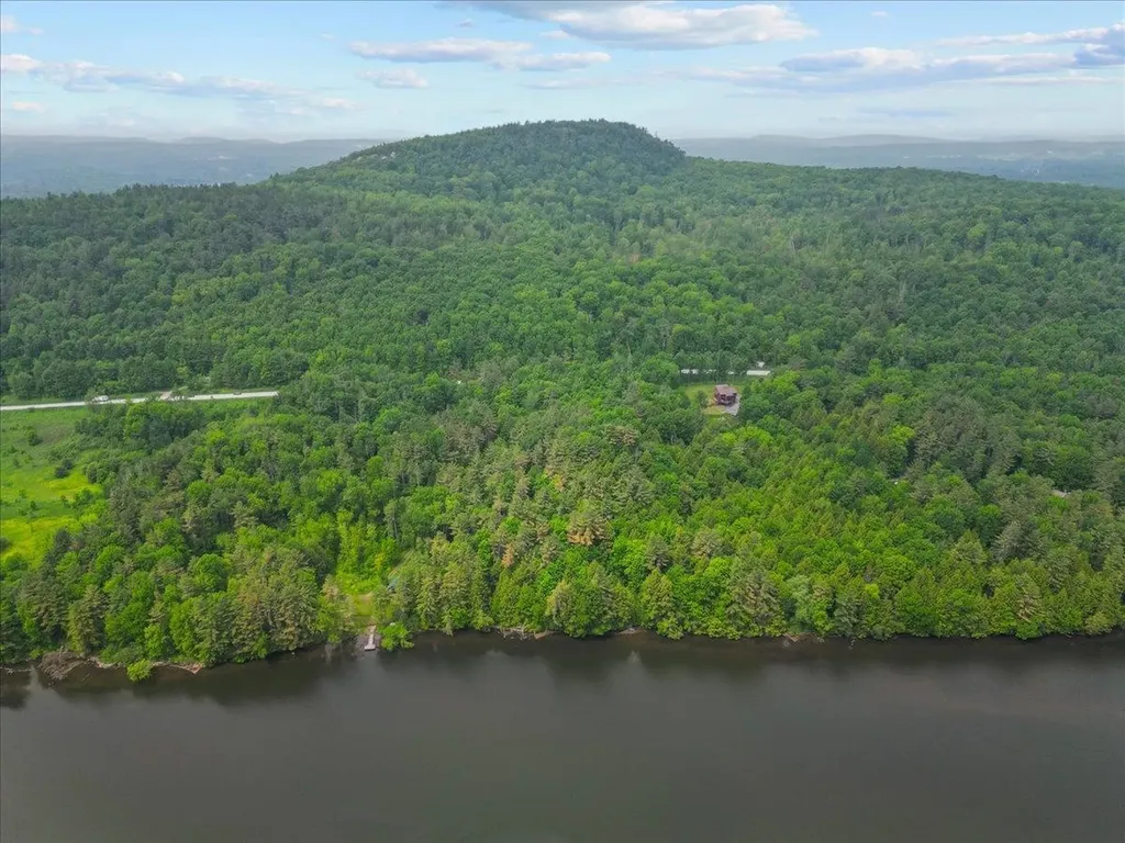 215 Us Route 7 North Milton VT 05468