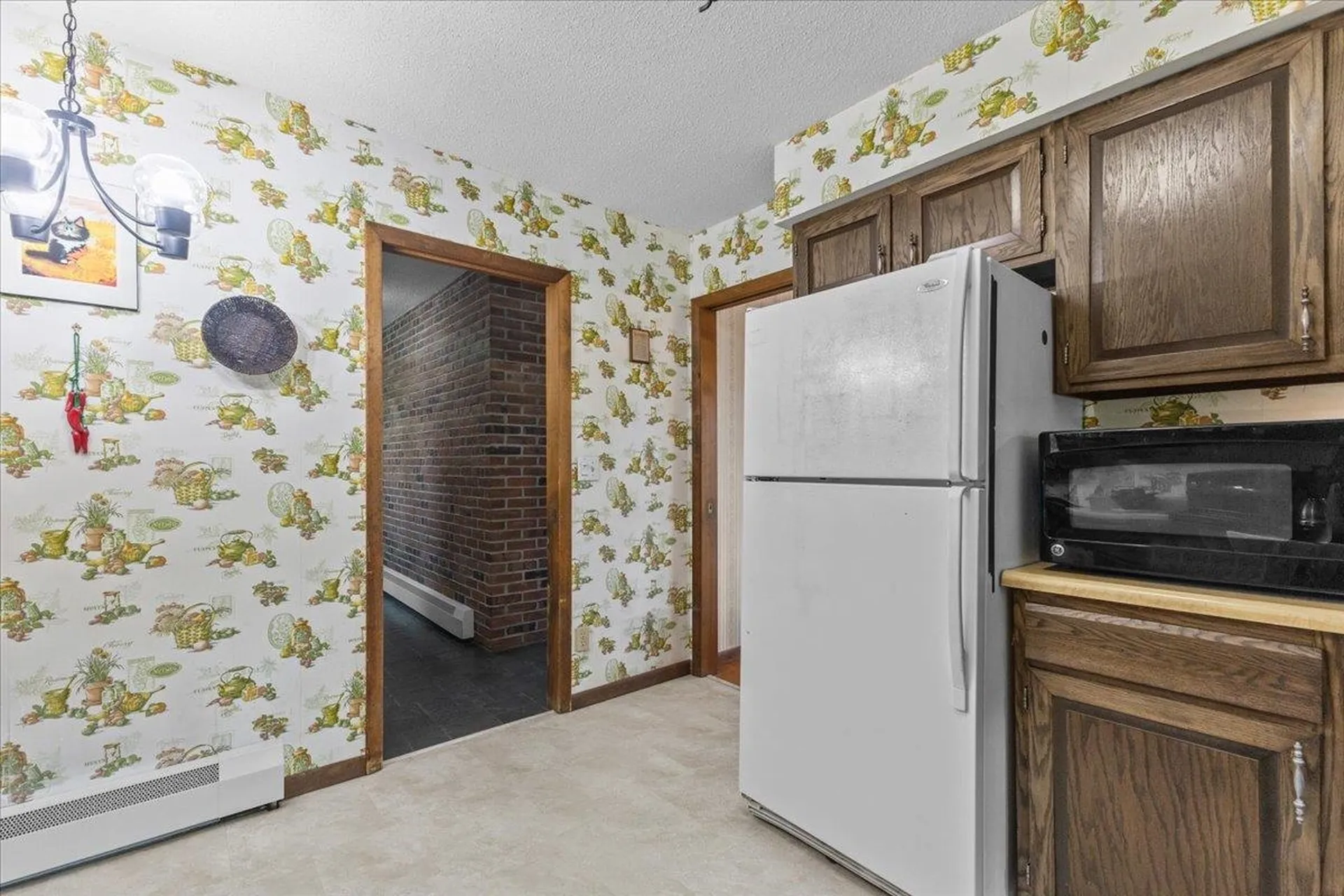 215 Us Route 7 North Milton VT 05468