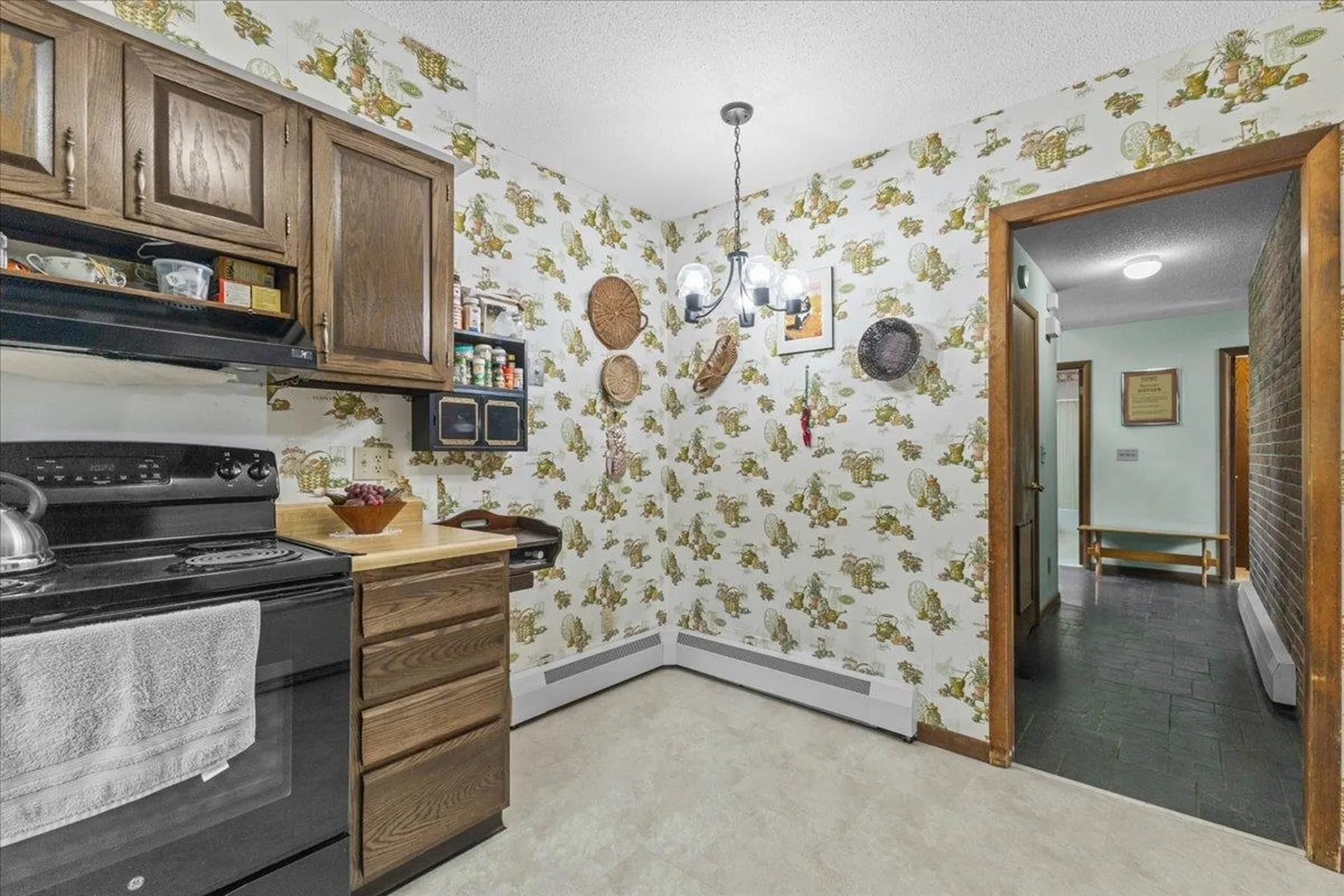 215 Us Route 7 North Milton VT 05468