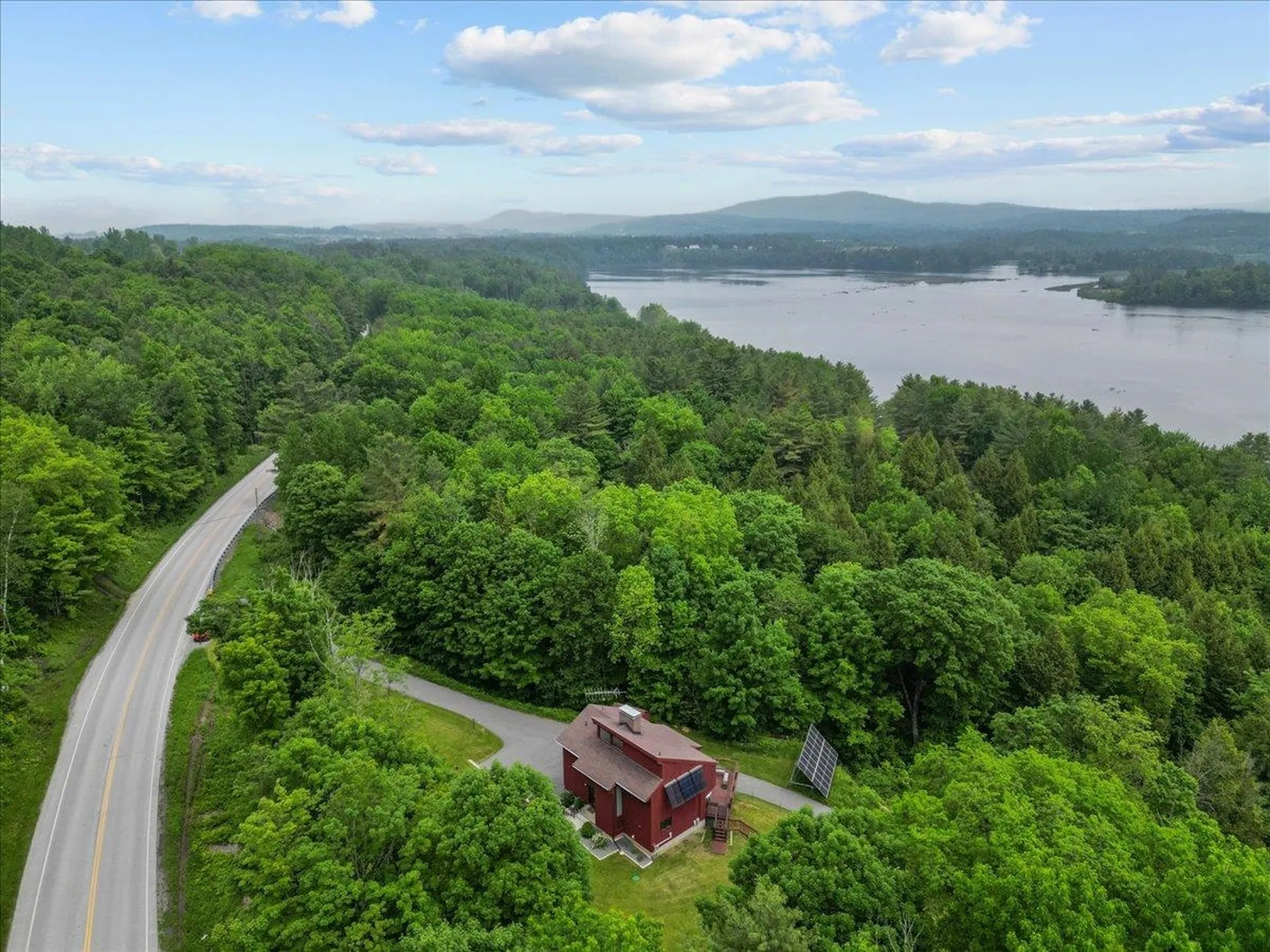 215 Us Route 7 North Milton VT 05468