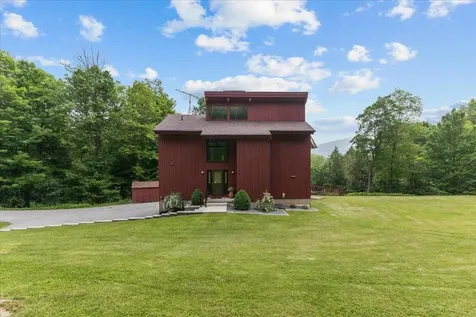 215 Us Route 7 North Milton VT 05468