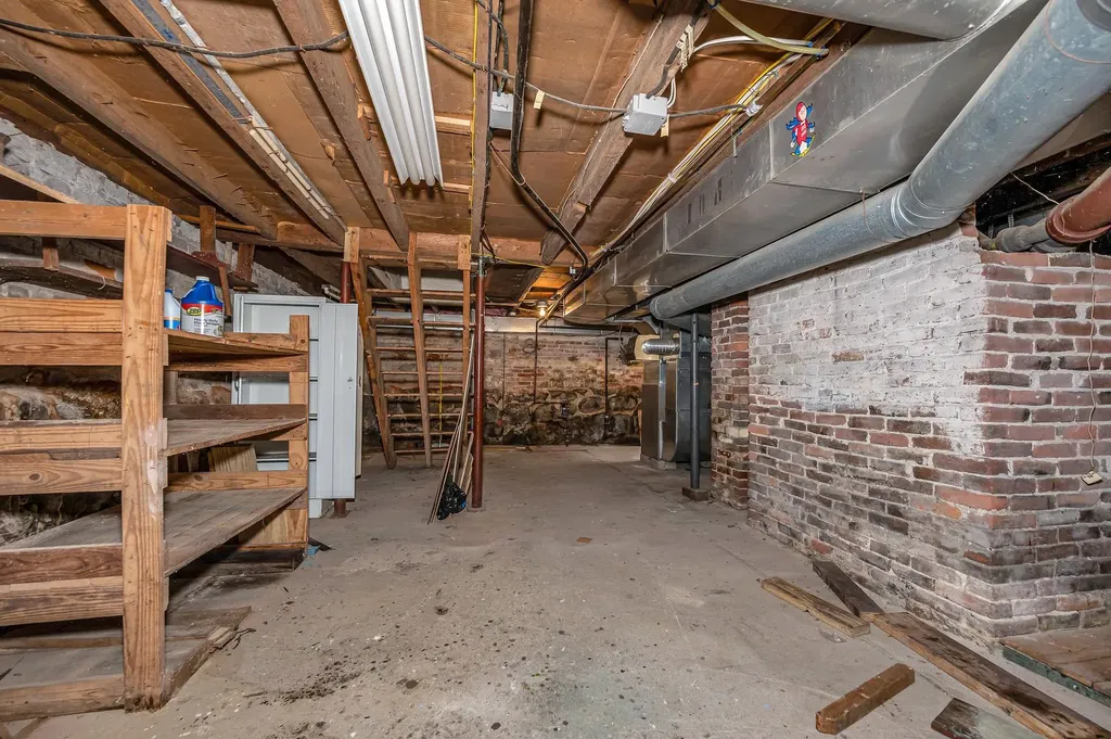 7 Lincoln Street Concord NH 03301