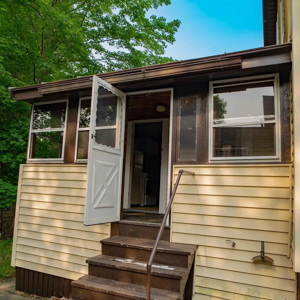 7 Lincoln Street Concord NH 03301