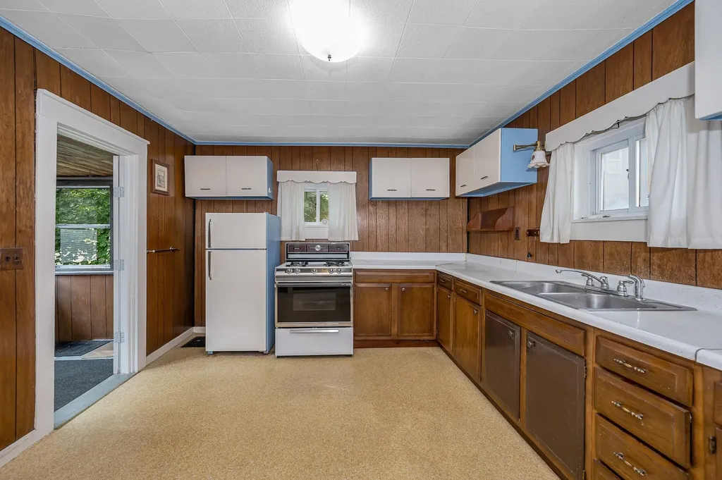 7 Lincoln Street Concord NH 03301