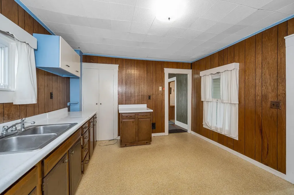 7 Lincoln Street Concord NH 03301