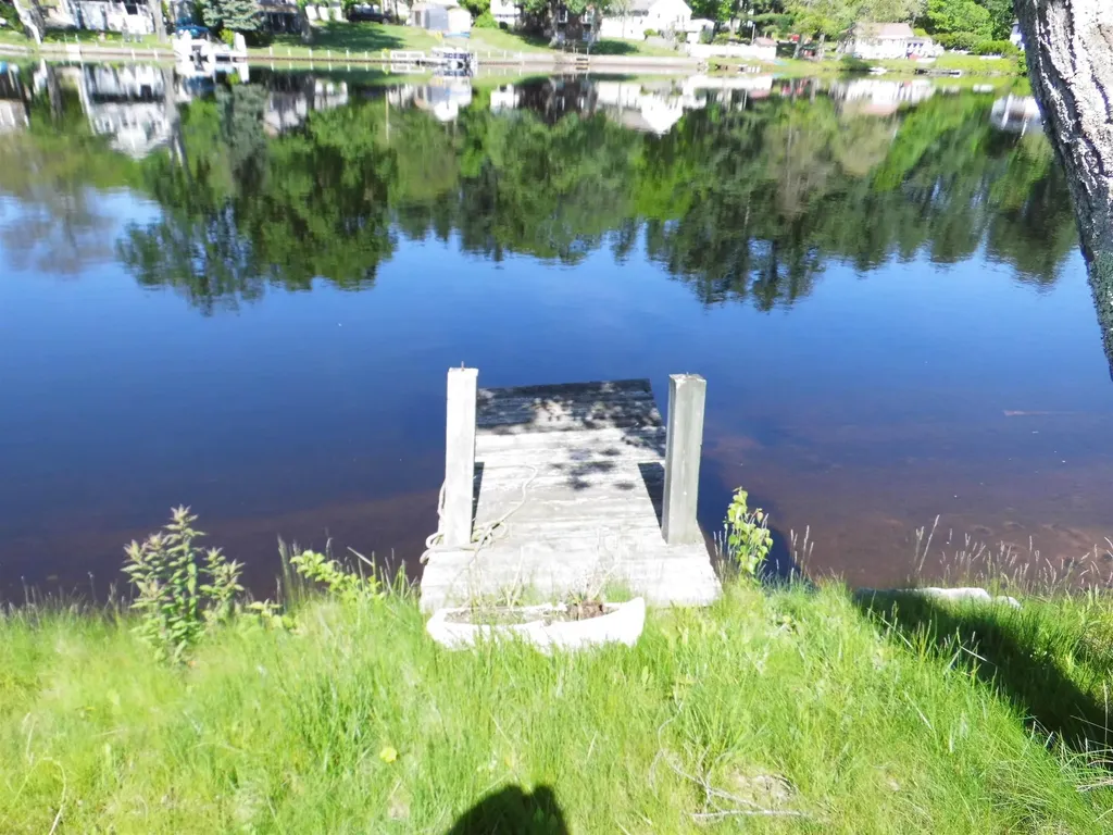 55 A Millville Circle Salem NH 03079