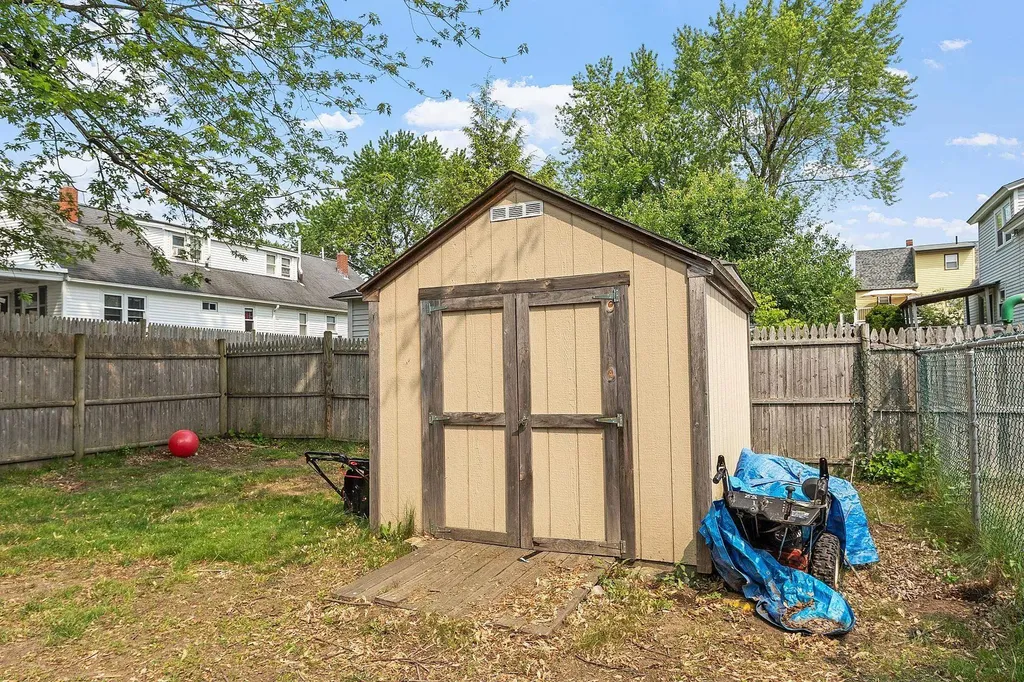 11 National Street Nashua NH 03060