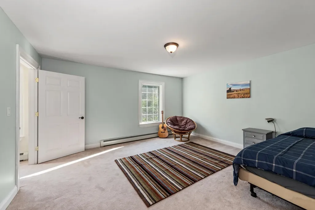 33 Winterberry Lane Plymouth NH 03264