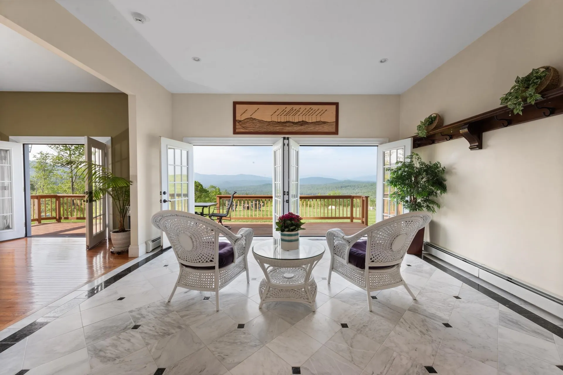 33 Winterberry Lane Plymouth NH 03264