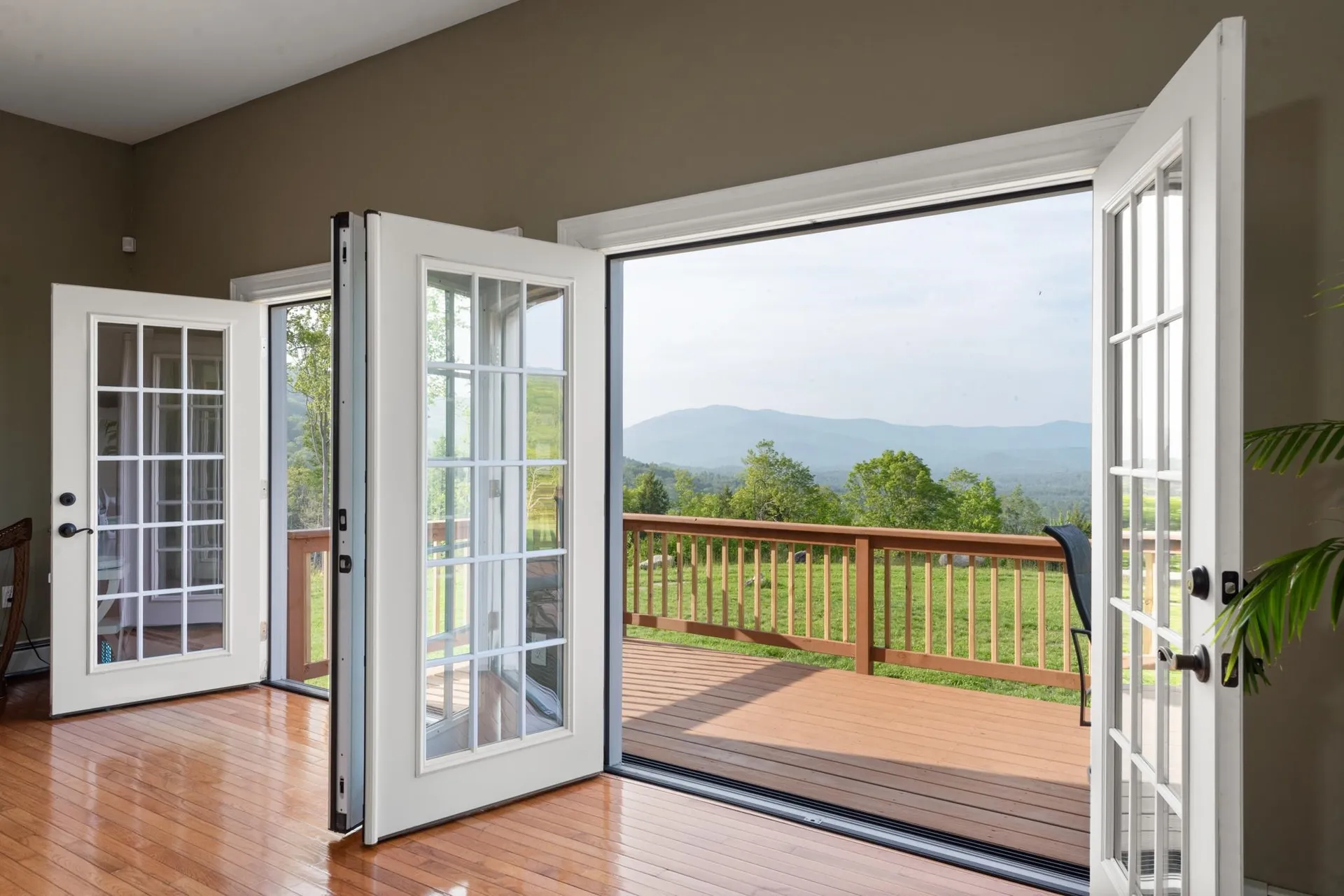 33 Winterberry Lane Plymouth NH 03264