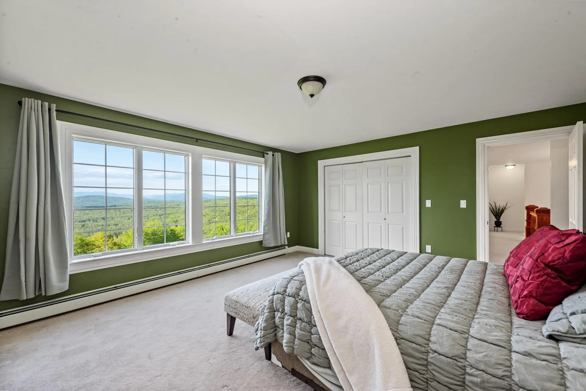 33 Winterberry Lane Plymouth NH 03264