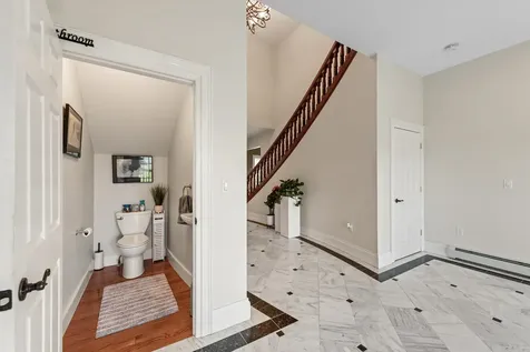 33 Winterberry Lane Plymouth NH 03264