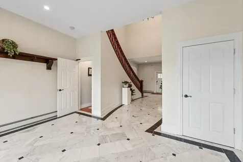 33 Winterberry Lane Plymouth NH 03264