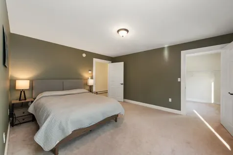 33 Winterberry Lane Plymouth NH 03264