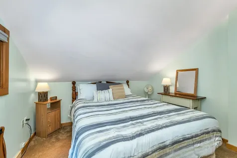 7 Acorn Drive Alton NH 03810