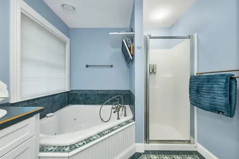 7 Acorn Drive Alton NH 03810