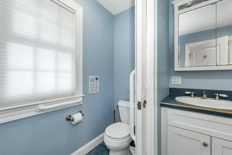 7 Acorn Drive Alton NH 03810