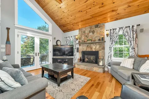 7 Acorn Drive Alton NH 03810