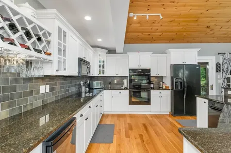 7 Acorn Drive Alton NH 03810