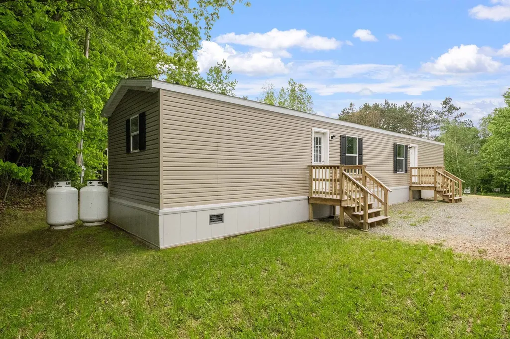 13 Trailer Park Road Haverhill NH 03785