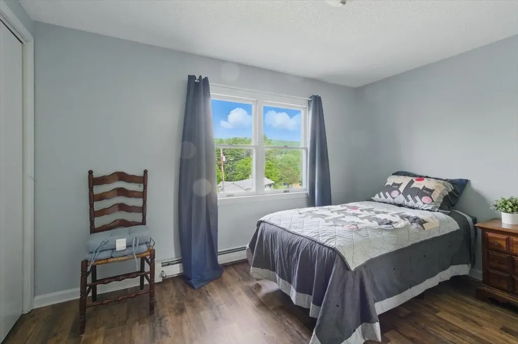 199 Cross Avenue St. Johnsbury VT 05819