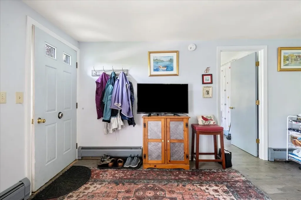 199 Cross Avenue St. Johnsbury VT 05819