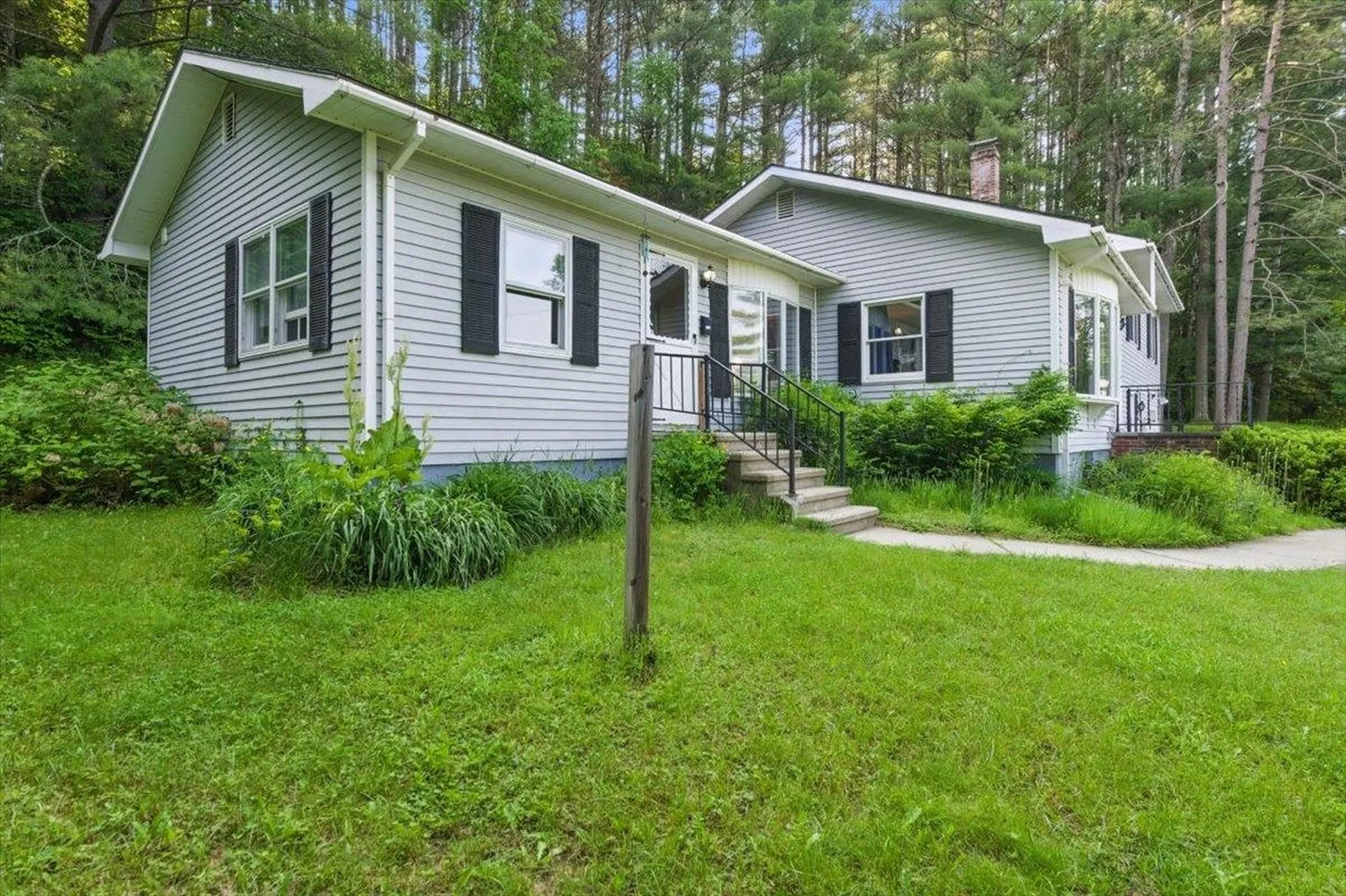 199 Cross Avenue St. Johnsbury VT 05819