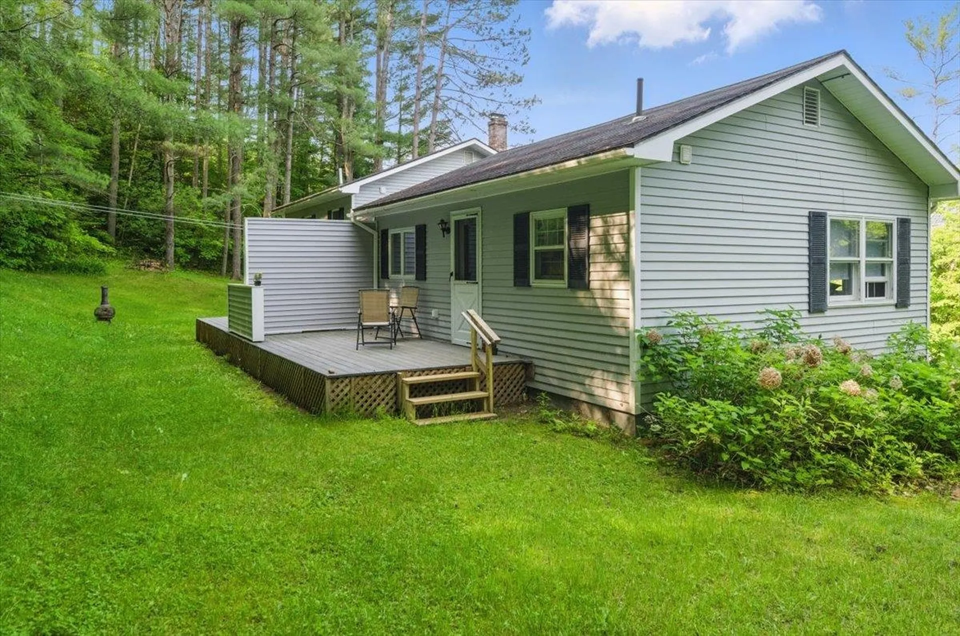 199 Cross Avenue St. Johnsbury VT 05819