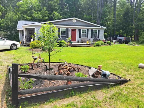 3 O'sullivan Way Ossipee NH 03814