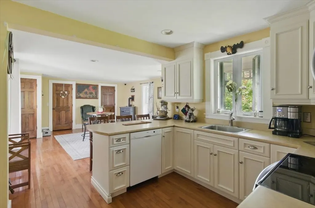 203 N. Pleasant Street Troy VT 05859