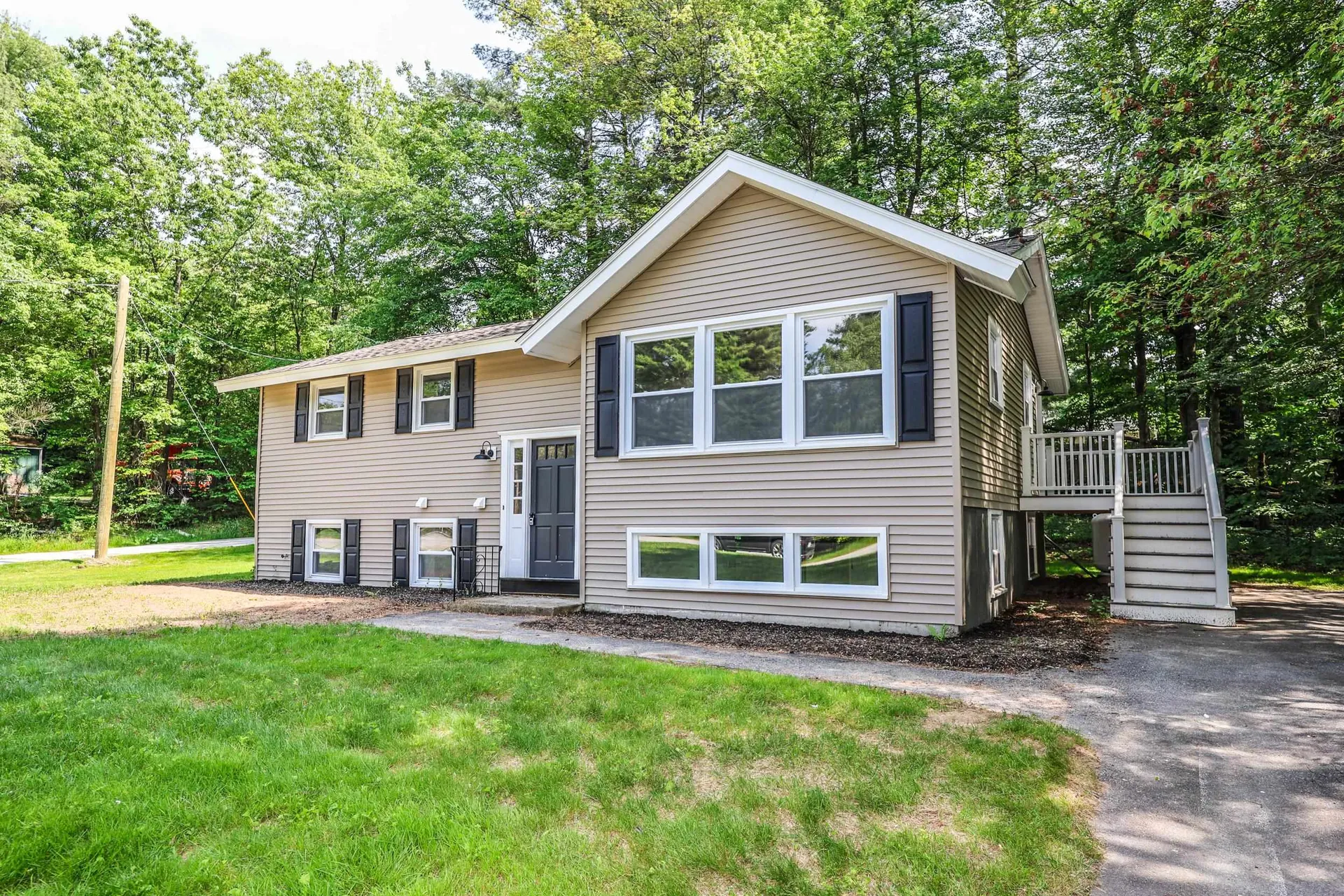21 Ridgefield Drive Milford NH 03055