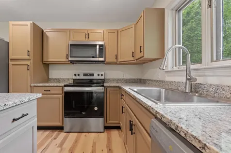 209 Craney Hill Road Henniker NH 03242