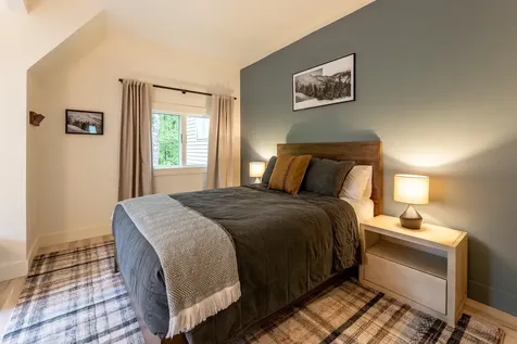 1221 Baker Turn Road Hartford VT 05059