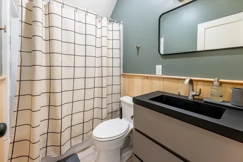 1221 Baker Turn Road Hartford VT 05059