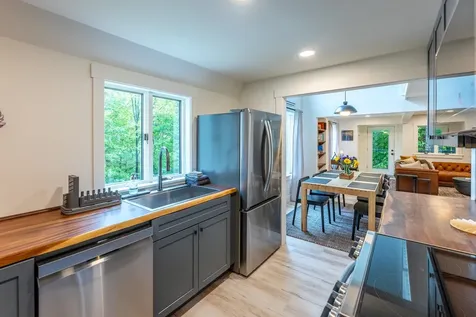 1221 Baker Turn Road Hartford VT 05059