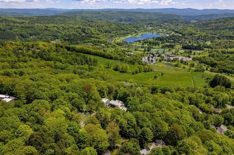 1221 Baker Turn Road Hartford VT 05059