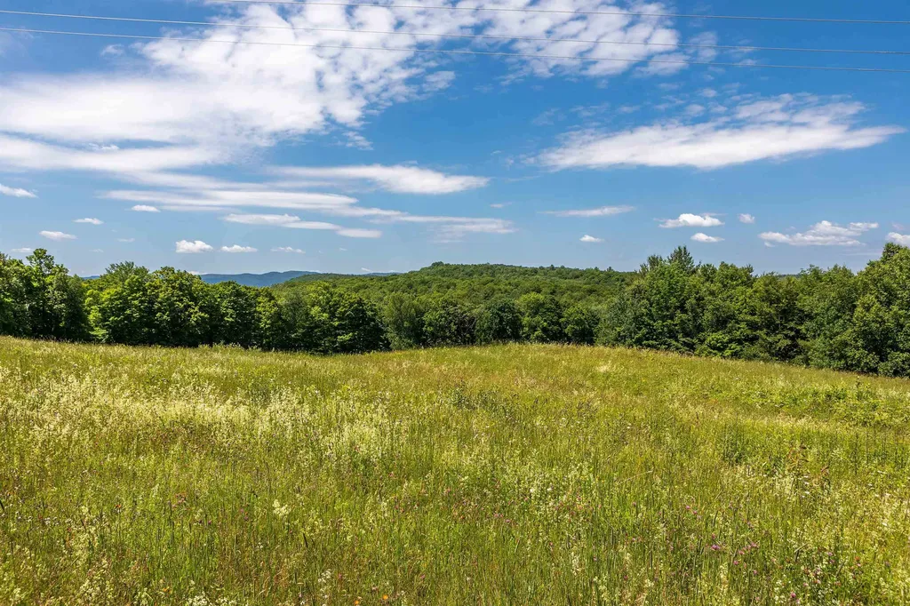 109 Windy Lane Pomfret VT 05067