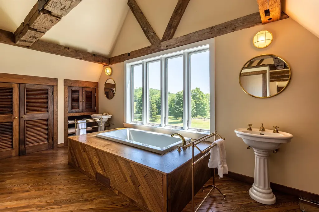 109 Windy Lane Pomfret VT 05067