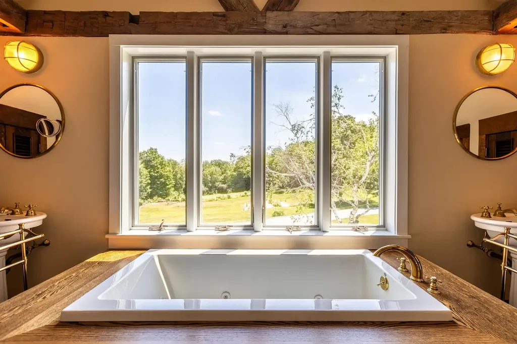 109 Windy Lane Pomfret VT 05067