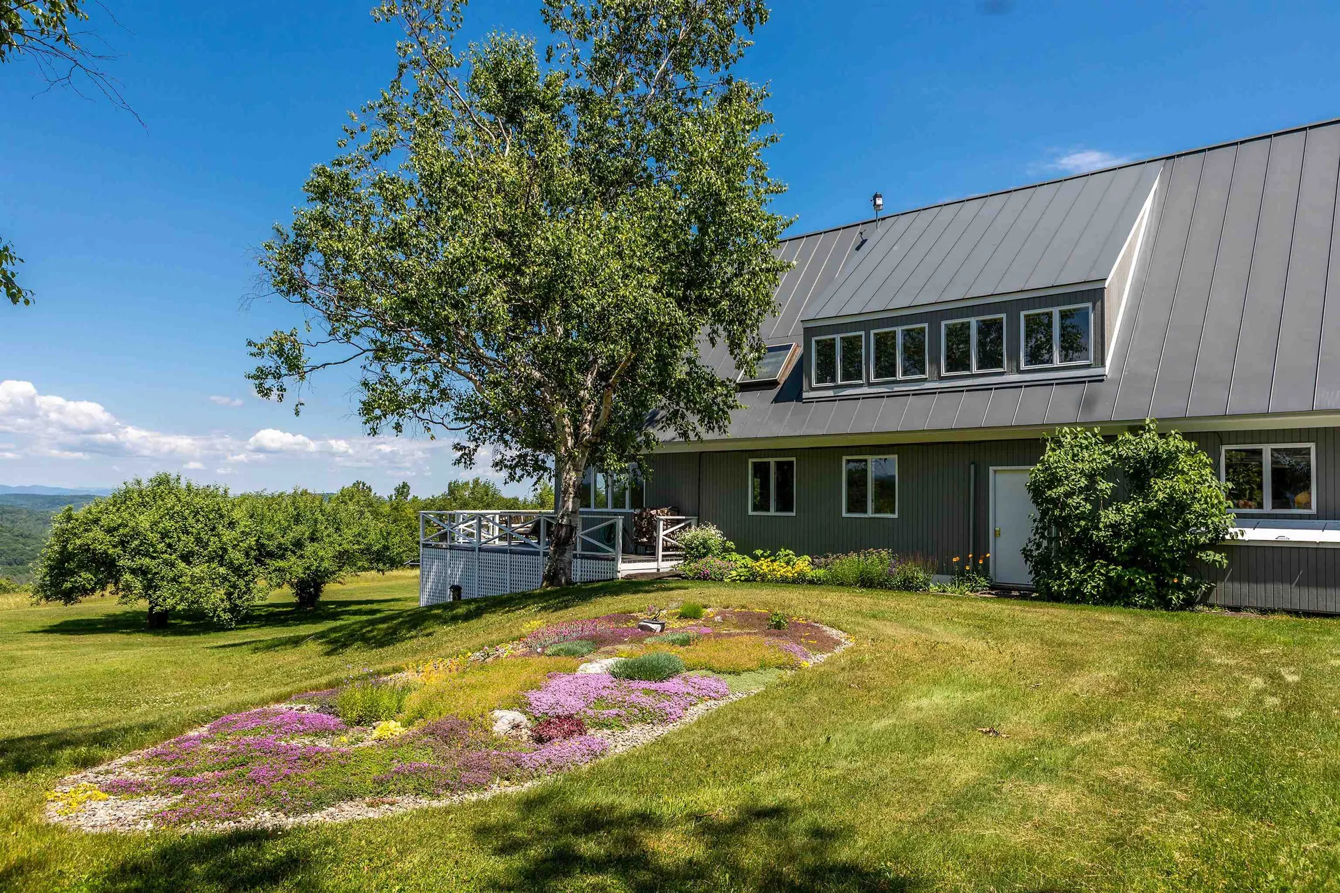 109 Windy Lane Pomfret VT 05067