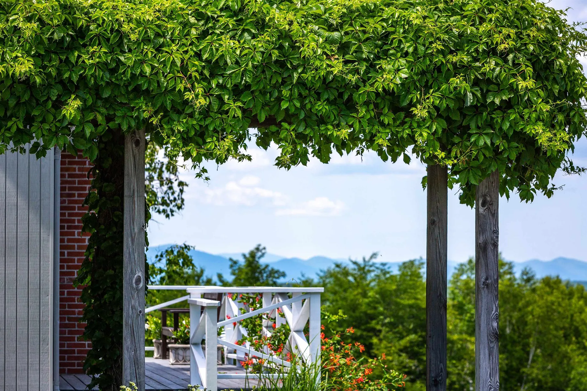 109 Windy Lane Pomfret VT 05067