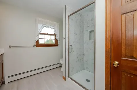 10 Jason Drive Londonderry NH 03053